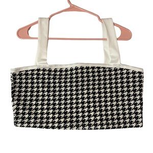 SHEIN black and white pattern cropped shirt